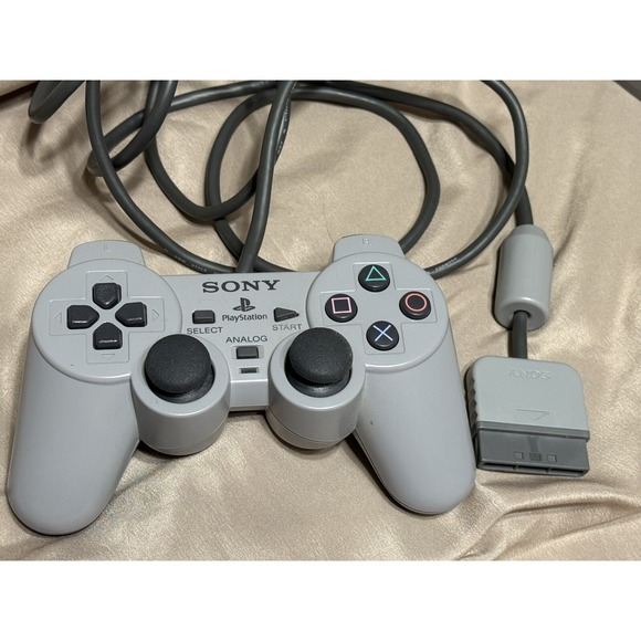 Sony Playstation 1 console bundle used with 3 controllers, Power Cord - Picture 10 of 16